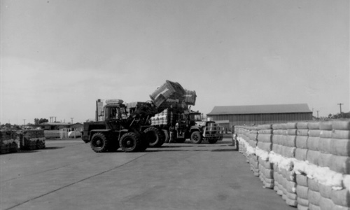 Namoi Cotton Bale Loader 1980