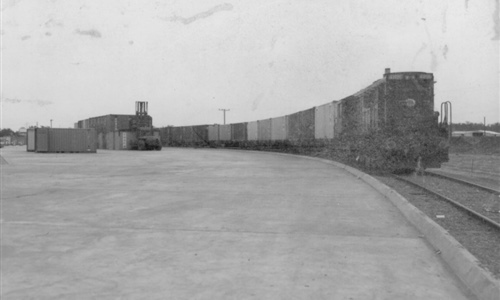 1980 Namoi Cotton Train with 20 Footers